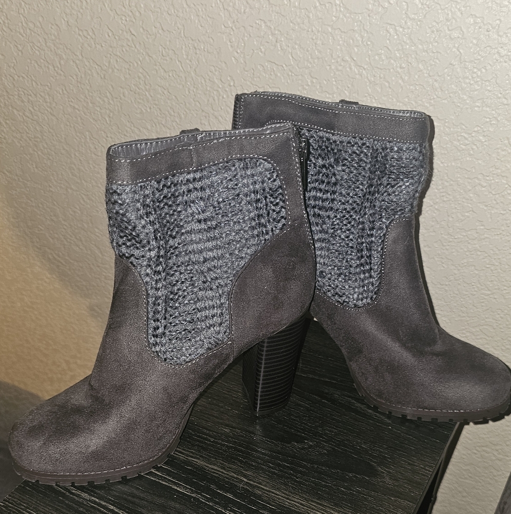 Juicy Couture Gray Ankle Boots